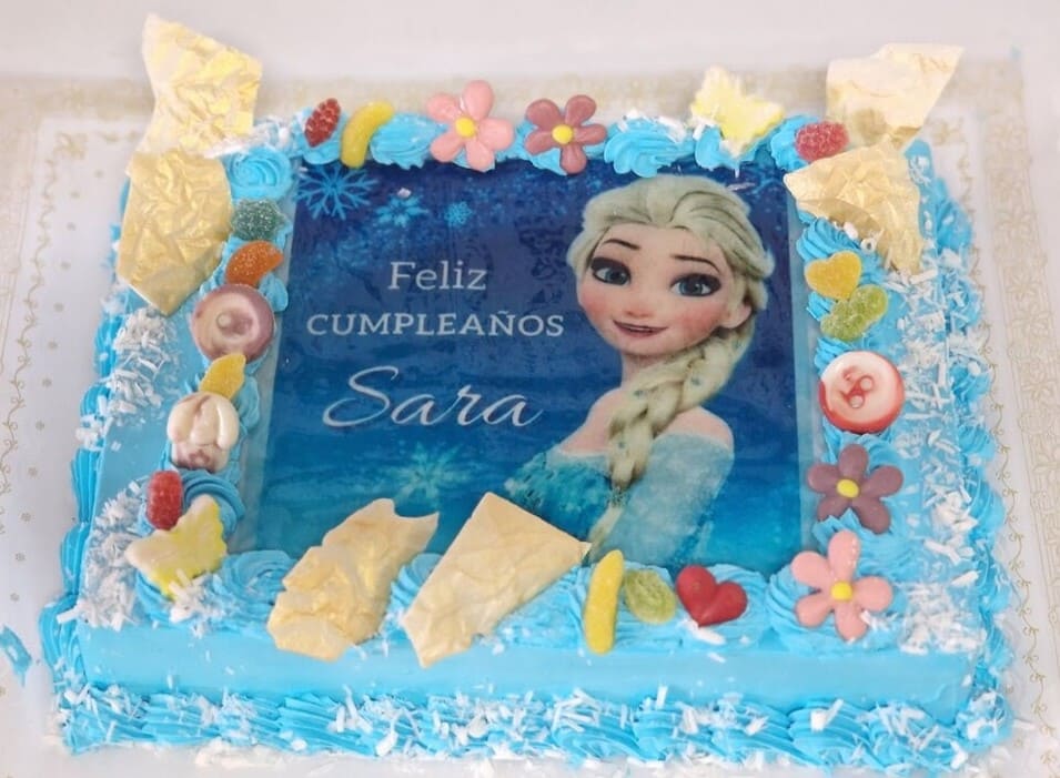 Tarta de cumpleaños con foto personalizada